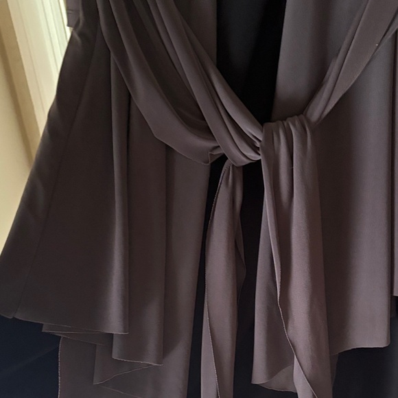 Gorgeous Black and Grey Layered Dress - Picture 2 of 6